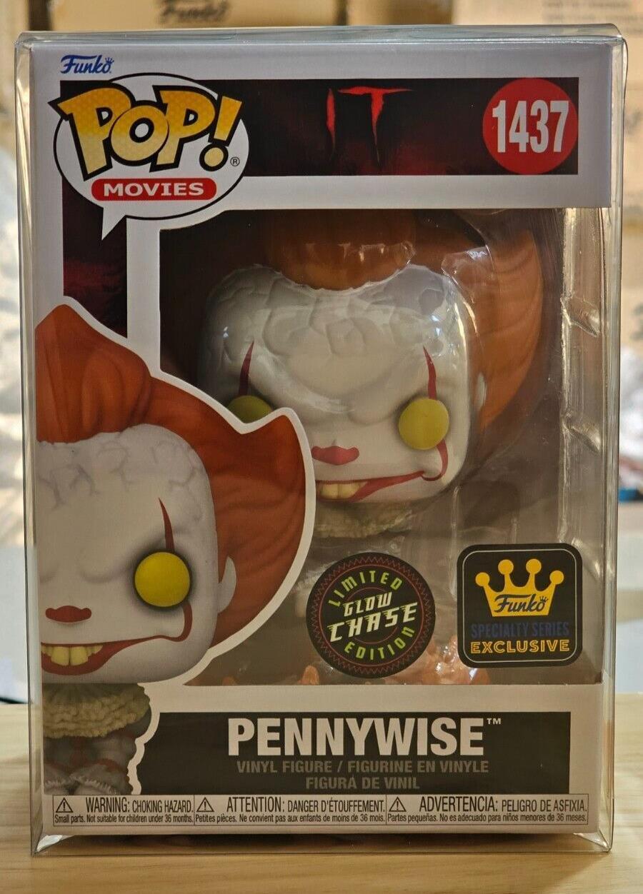 Funko Pop! Stephen King's IT Pennywise Dancing Chase GITD Specialty w/ Protector