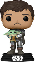 Load image into Gallery viewer, Funko Pop! Star Wars: The Mandalorian - The Mandalorian (Din Djarrin) Holding The Child (Grogu) Vinyl Bobblehead
